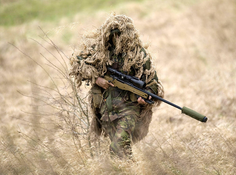 ORD_L115A3_and_Sniper_Ghillie_lg.jpg
