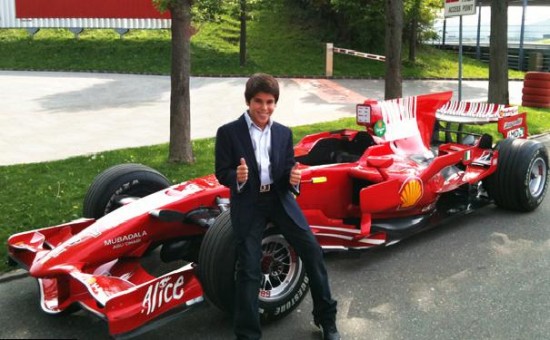 PS120 550x340 Ferrari F1 Signs 11 Year Old Boy