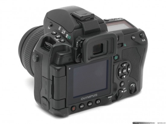 olympus e 3 550x412 Top 10 Professional Cameras (DSLR)