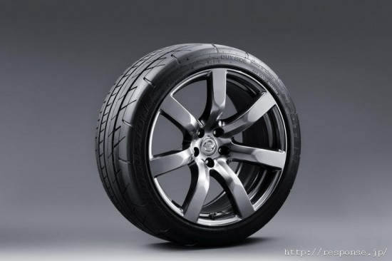 9 550x366 Top 10 Car Tyres