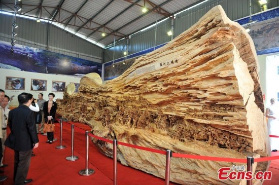 Guinness Book of World Record Adds World's Biggest Wood 