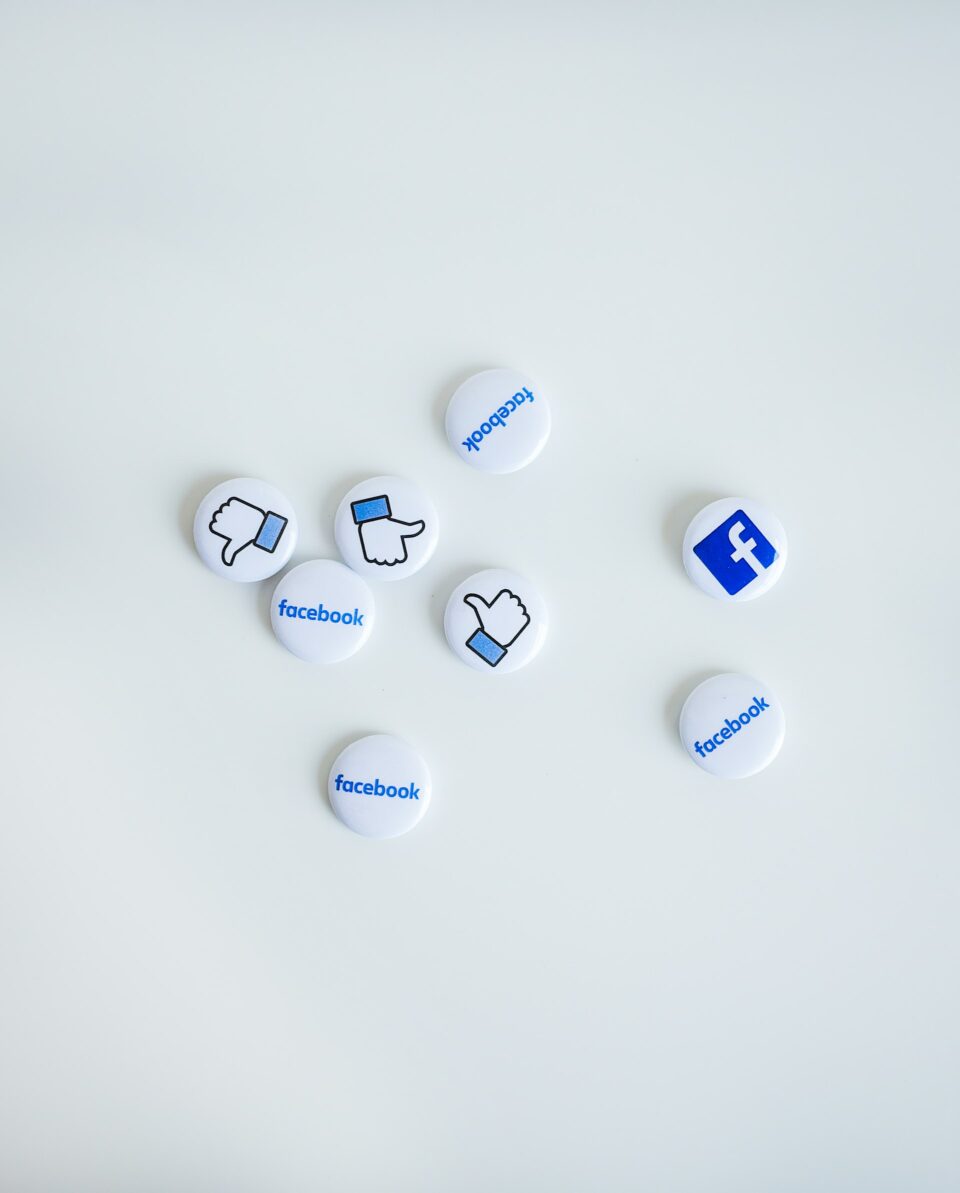 Facebook Icons via Neonbrand at Unsplash