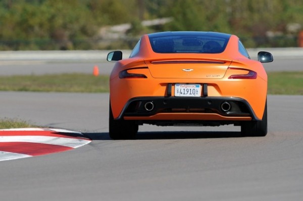 2014-Aston-Martin-Vanquish-3