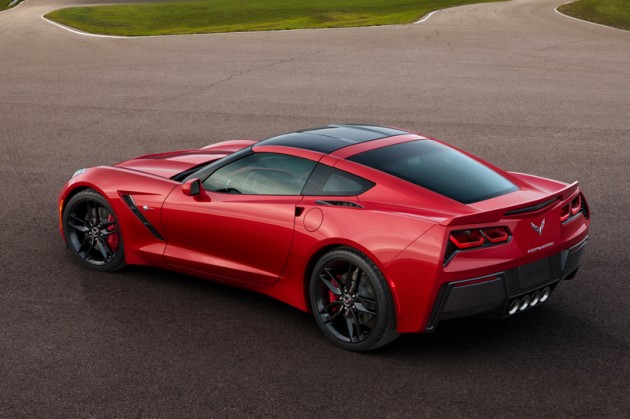 2014-Chevrolet-Corvette-Stingray-3