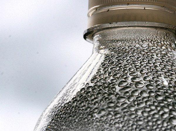 Self-Filling Water Bottle