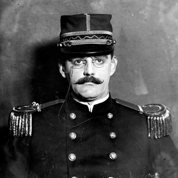 Alfred-Dreyfus-1910