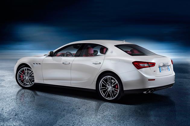 2014-Maserati-Ghibli-2