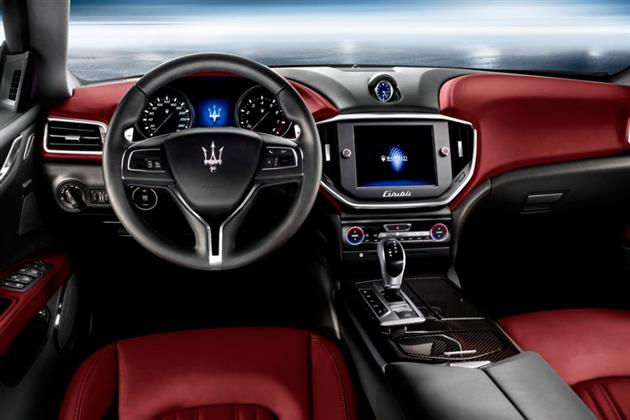 2014-Maserati-Ghibli-3