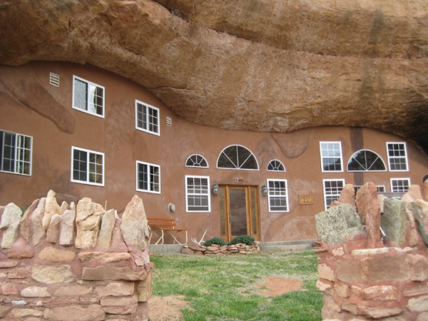 1. Cave Palace Ranch, Utah