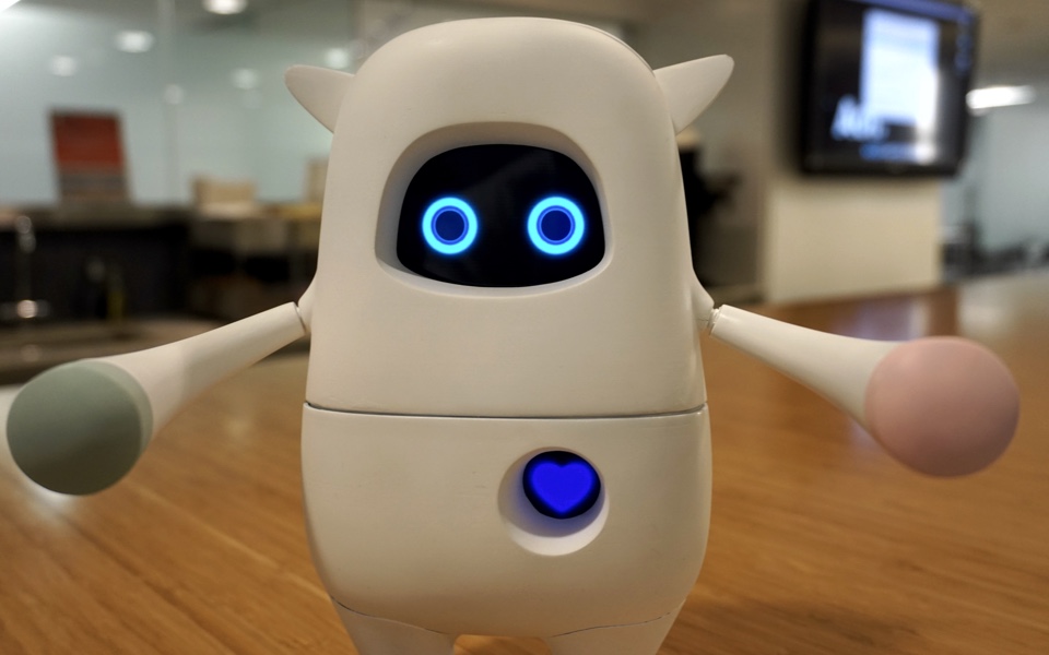 New Artificially Intelligent Robot Can Be Your Friend ...