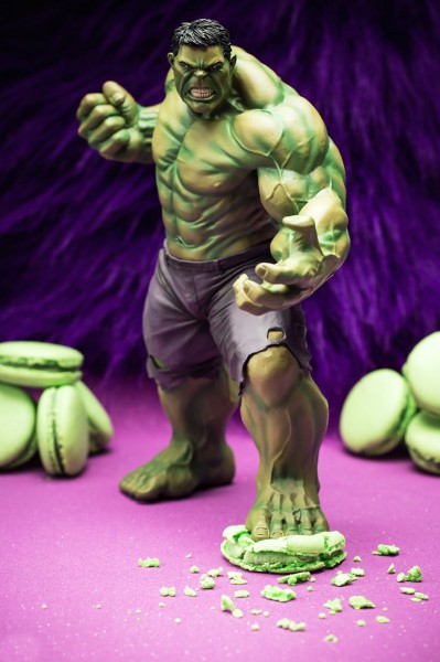 Hulk in Pistachio Macarons