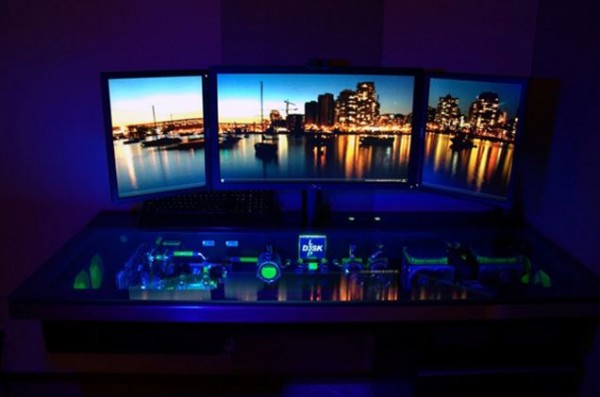 multimonitor built-in computer desk