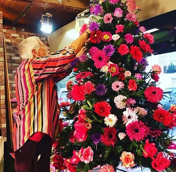 floral christmas tree 7