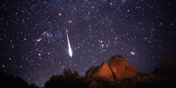 Fireball in Leonid meteor shower. Image taken from Anza-Borrego desert, CA. Nov 17, 1998. Meteors, or shooting stars, are particles of dust that enter the Earth's atmosphere at speeds of 35-95 kilometers per second. The Leonid meteor shower occurs every y